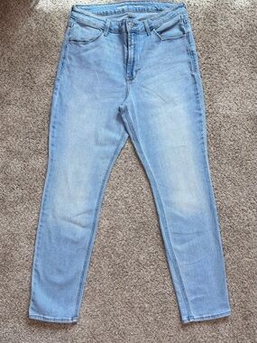 Old Navy | Light Wash Denim Jeans | Casual Everyday